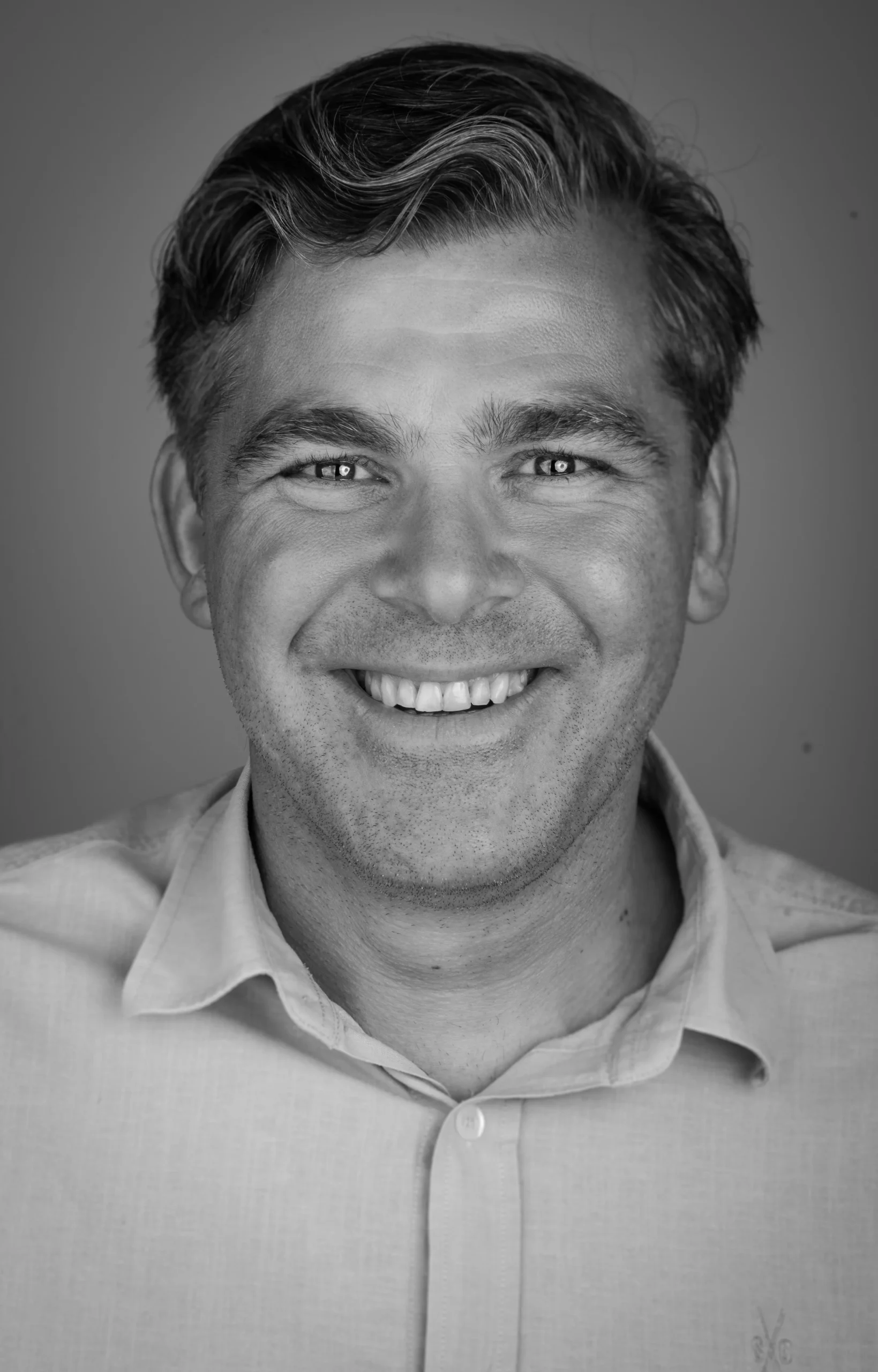 zwart wit portret van bart van dorp