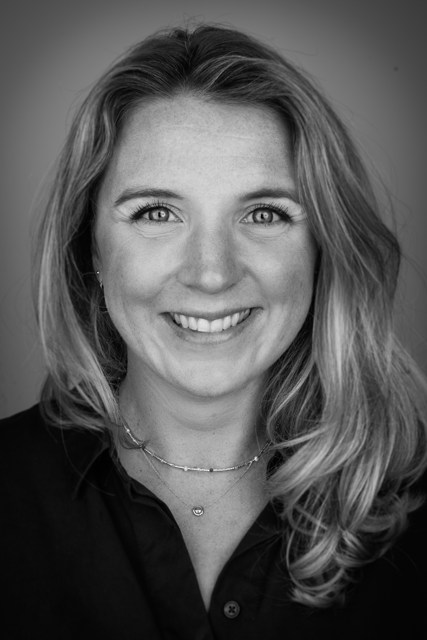 zwart wit portret foto van Ruby-Ann van Renselaar
